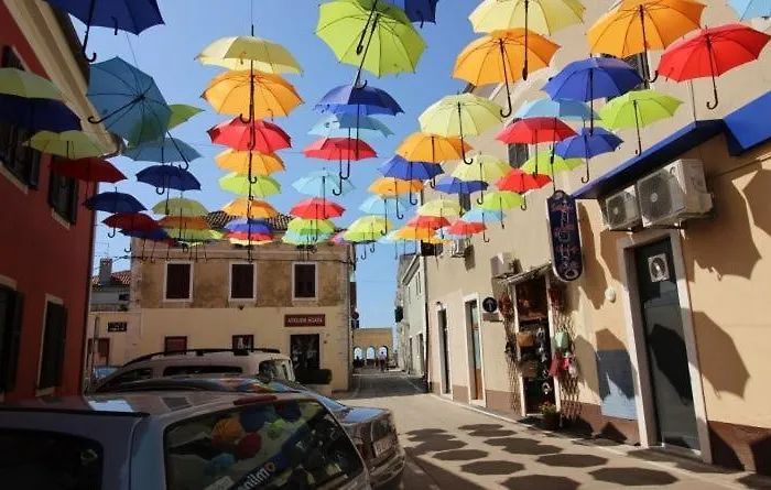 Onaon アパート Novigrad Istria